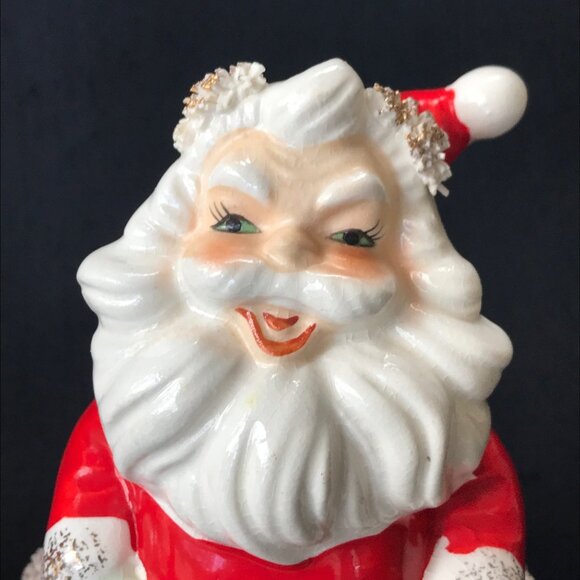 Lefton Spaghetti Trim Santa & Mrs Claus Shelf Sitters - set of 2 - Picture 6 of 16